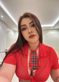 Aisha - escort in Riyadh Photo 7 of 9