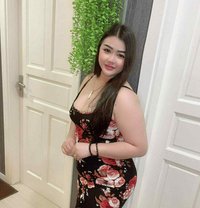 Aisha - escort in Riyadh Photo 1 of 14