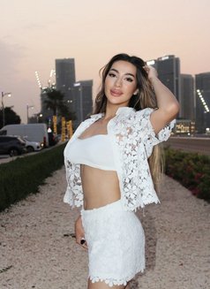 Aisha - escort in Dubai Photo 7 of 16
