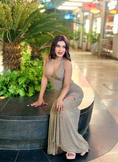 Aisha Baloch - Transsexual escort in Mumbai Photo 7 of 8