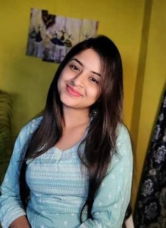 Aishath - escort in Colombo Photo 1 of 1