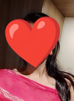 Aishu independent escort - escort in Chennai Photo 2 of 6