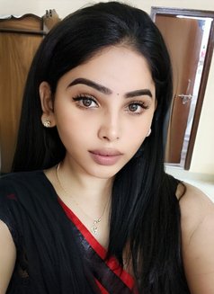 Aishu Telugu Girl Hitech city - puta in Hyderabad Photo 5 of 5