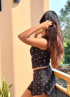 Aishu vip costume/A loving hour with me - puta in Colombo Photo 10 of 11