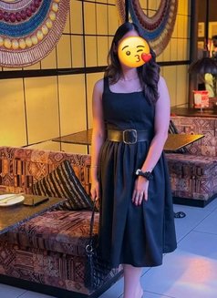Aishwarya - escort in Noida Photo 1 of 6
