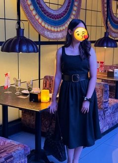 Aishwarya - escort in Noida Photo 2 of 6