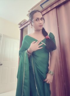 Aishwarya - masseuse in Bangalore Photo 3 of 9