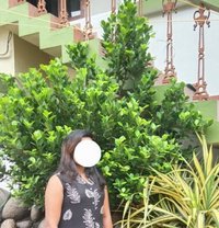 Aishwarya Menon - adult performer in Kochi
