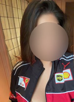 AISHWARYA INDIAN VIP PROFILE - puta in Dubai Photo 3 of 9