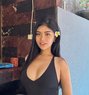 Steph / Newest escort / baby girl - puta in Kuala Lumpur Photo 1 of 14