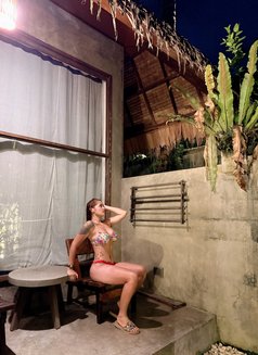 Aisla - puta in Manila Photo 2 of 2