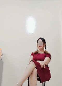 Zahra - escort in Dubai Photo 3 of 6