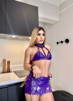 Aithana - Transsexual escort in Dubai Photo 11 of 13