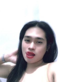 Cheelsea - Transsexual escort in Manila Photo 4 of 7