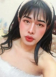 Aiwarin Massage Vip Both Service - Transsexual escort in Muscat Photo 2 of 19