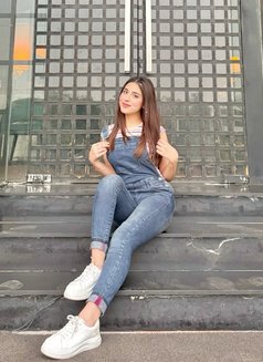 Aiza independent - Intérprete de adultos in Dubai Photo 2 of 3