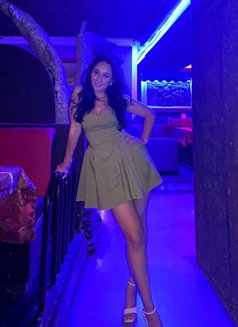 Aiza - puta in Dubai Photo 3 of 5