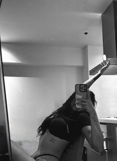 Ajay - puta in Manila Photo 1 of 6