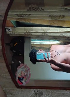Ajay - masseur in Pune Photo 4 of 6
