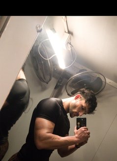 Ajay - Male escort in Gurgaon Photo 3 of 3