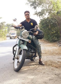 Ajay - Male escort in Kolkata Photo 2 of 3