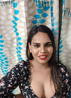 Akshitha Honeyy - Acompañantes transexual in Chennai Photo 2 of 3