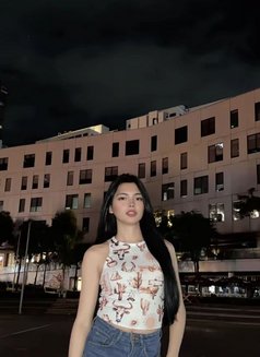 Ajmendez111 - Transsexual escort in Manila Photo 8 of 8