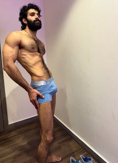 Ajsarvind - Male companion in New Delhi Photo 1 of 17