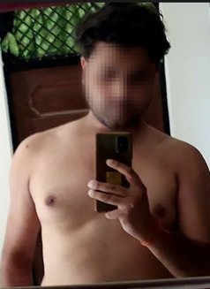 Ajtrax - Male escort in Mumbai Photo 3 of 6