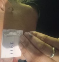 Akanksha together Kiss! - escort in Mumbai