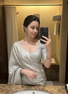 Delhi Escorts 5 Star★ Luxury Hotels - escort in New Delhi Photo 1 of 5