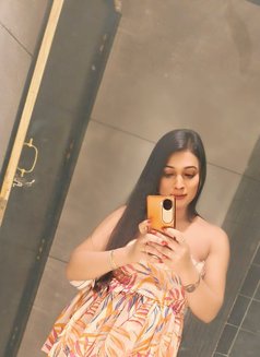 ️Akansha Cam & Meet - puta in Hyderabad Photo 5 of 10