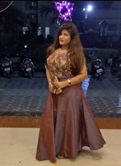 Akansha - escort in Lucknow Photo 2 of 6