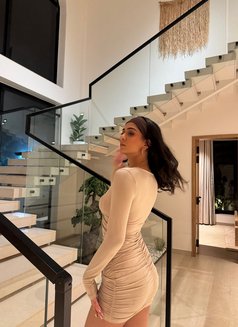 Akansha Indian Model - escort in Abu Dhabi Photo 2 of 5