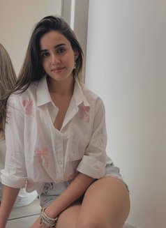 Akansha College Student - escort in Dubai Photo 3 of 6