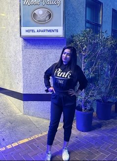 Akansha (Incalls Hotel Bur Dubai@700) - escort in Dubai Photo 10 of 25