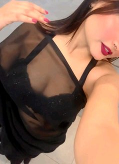 Akansha. Real Meet and Cam Session - escort in New Delhi Photo 1 of 8