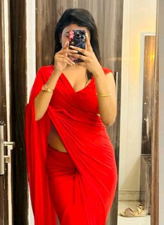 Akansha. Real Meet and Cam Session - escort in New Delhi Photo 3 of 8
