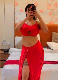 Akansha. Real Meet and Cam Session - escort in New Delhi Photo 6 of 8