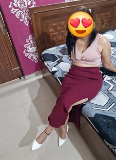 Akansha Sharma - puta in Gurgaon Photo 5 of 5