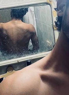 Akanzah - Male escort in Islamabad Photo 2 of 3