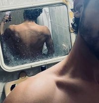 Akanzah - Acompañantes masculino in Islamabad