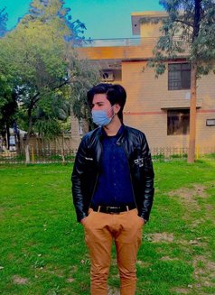 Akanzah - Male escort in Islamabad Photo 3 of 3