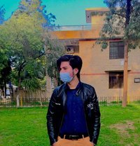 Akanzah - Acompañantes masculino in Islamabad