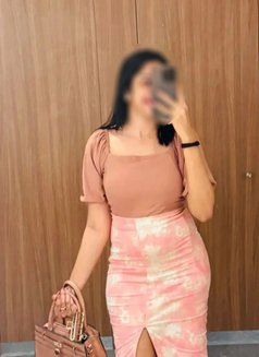 Akarsha - escort in Colombo Photo 2 of 9