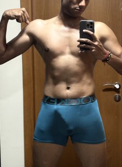 Akash - Male escort in Bangkok Photo 4 of 4