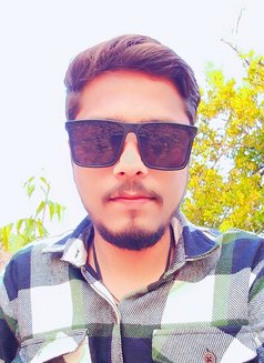 Akash - Male escort in Bhopal Photo 3 of 6