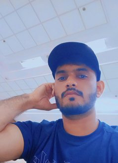 Akash - Male escort in Candolim, Goa Photo 4 of 4