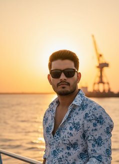 Akash Professional - Male escort in Candolim, Goa Photo 3 of 3