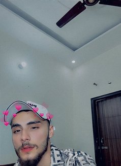 Akash - Male escort in Chandigarh Photo 3 of 3